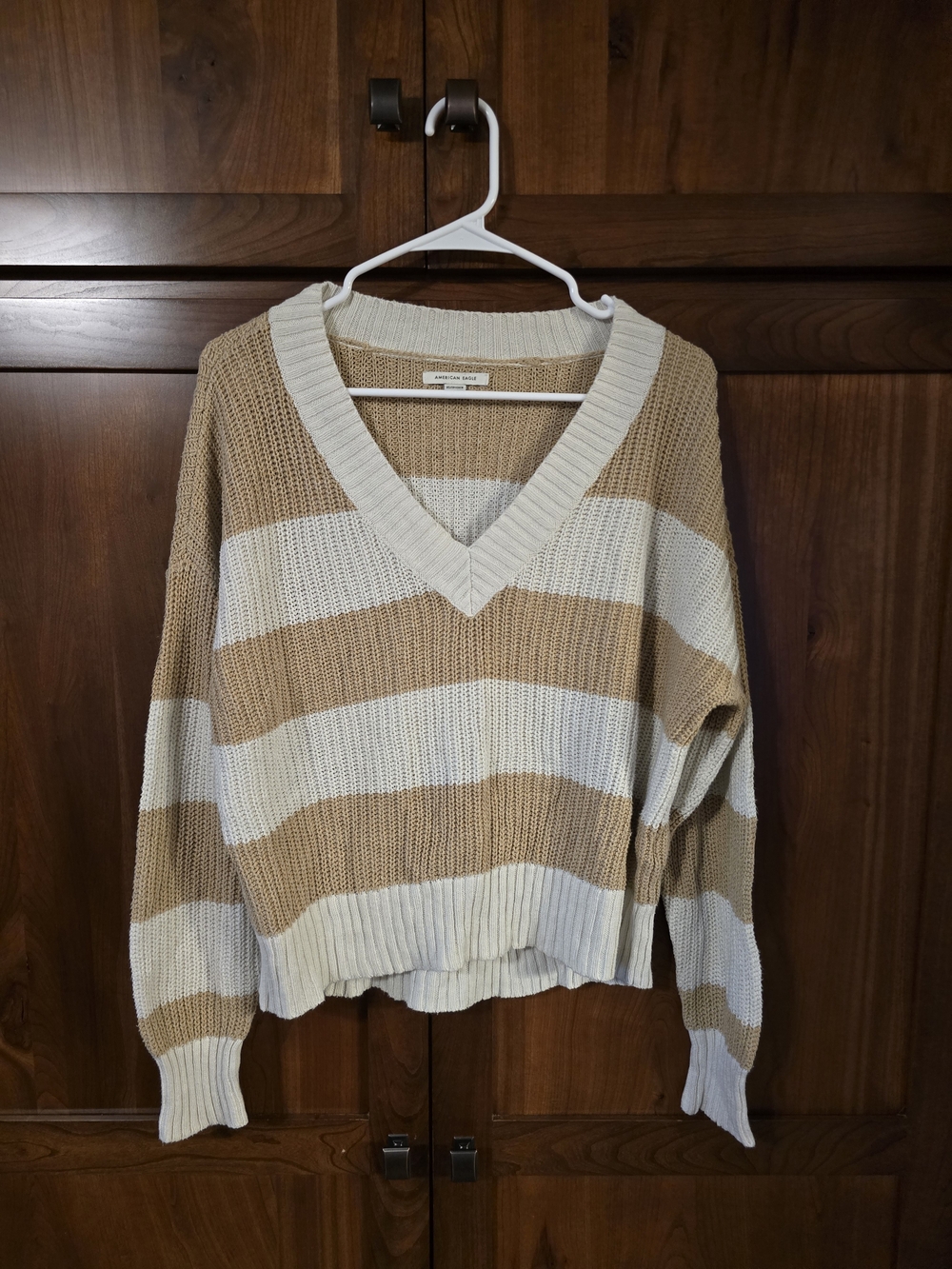 American Eagle Outfitters Striped V-Neck Sweater in Cream and Tan
